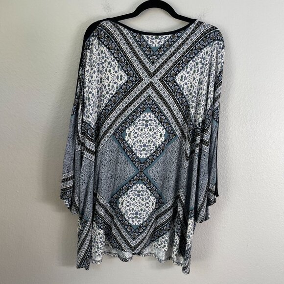 Rose + Olive Womens Plus 3X Geometric Tunic Top Open Sleeve Detail Stretch Shirt - Picture 10 of 10